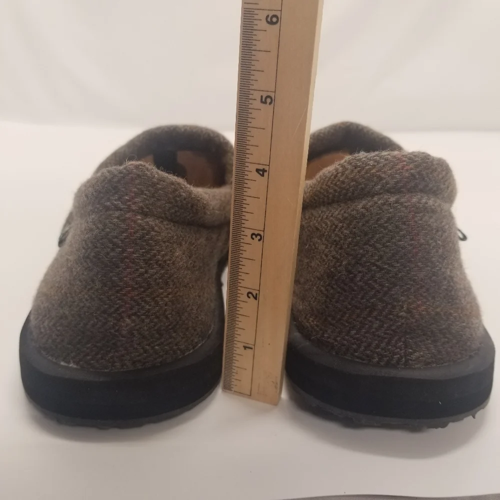 Woolrich Mens Size 12 Moccasin Slipper Tan Wool Tweed Sherpa Lining Comfort